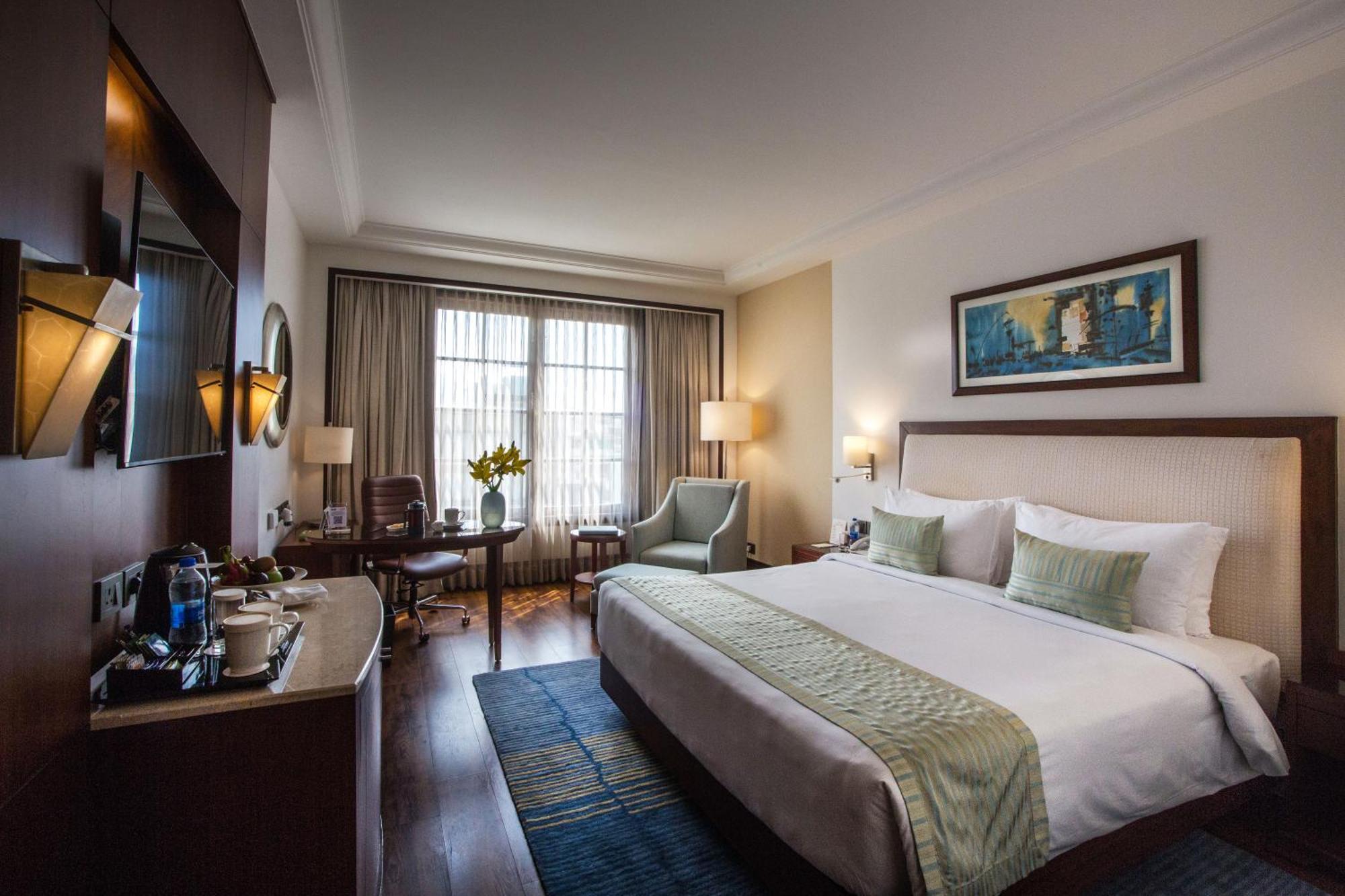 Dlf Club 3 Hotel คูร์เคาน์ ภายนอก รูปภาพ
